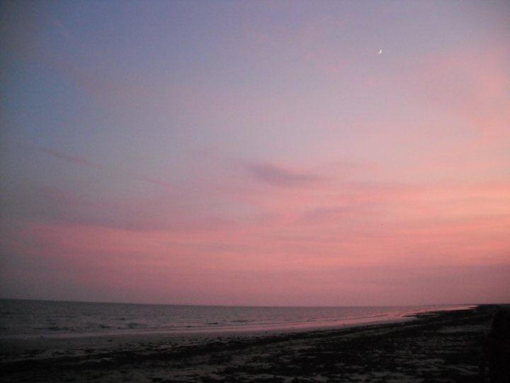 © Michelle Manuel - Beach at Dusk